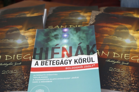 Boldogkoi_Zsolt-Hienak