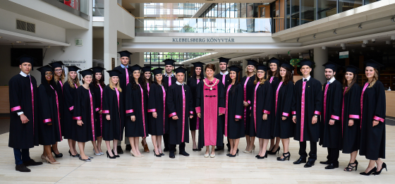 Graduating students of the University of Szeged Faculty of Dentistry 2017 (photo: Rudolf Szabó)