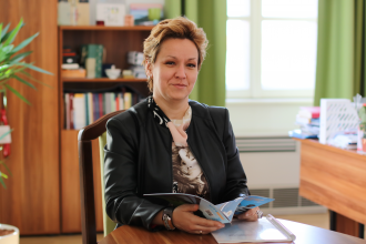 Prof. Dr. Karsai Krisztina