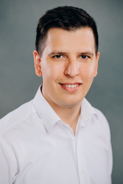 Dr._Jakab_Andras