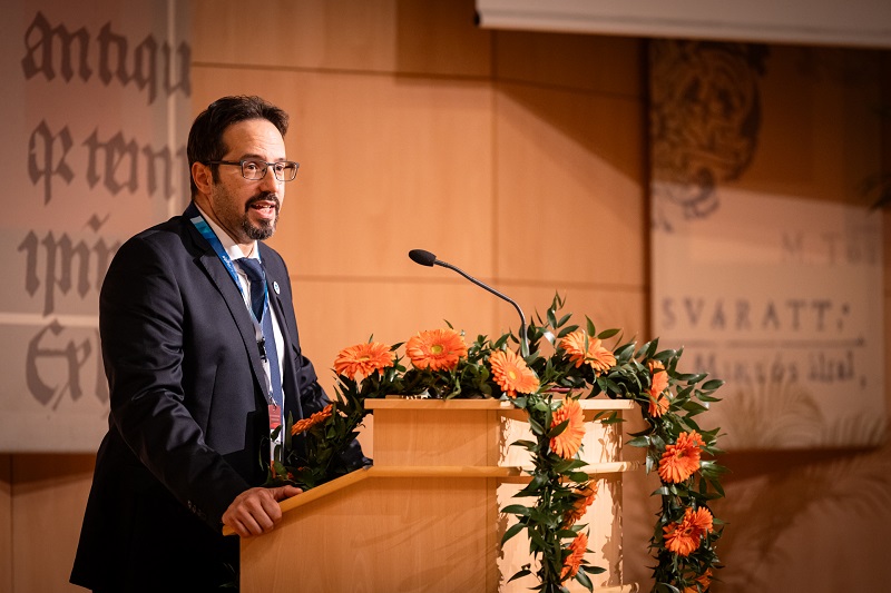 Prof. Dr. Baráth Zoltán egyetemi tanár, az SZTE Fogorvostudományi Kar dékánja